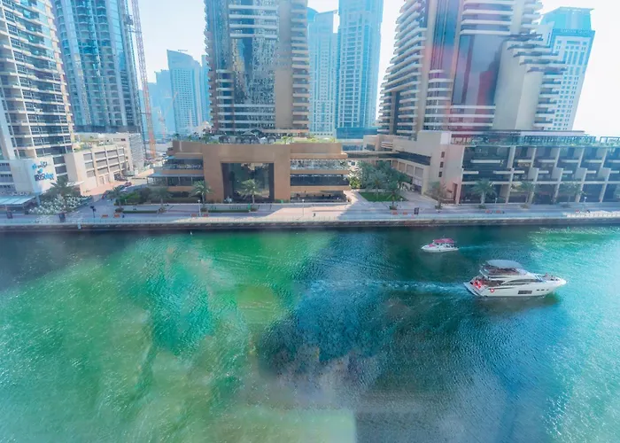 Cayan Tower - Home Of Choice