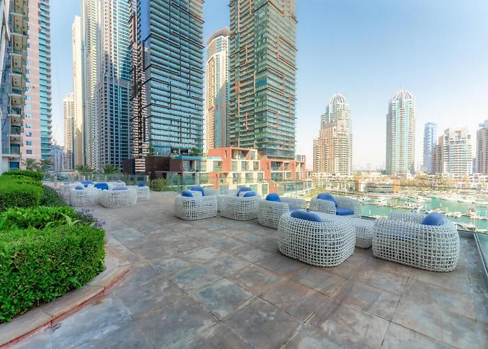 Cayan Tower - Home Of Choice